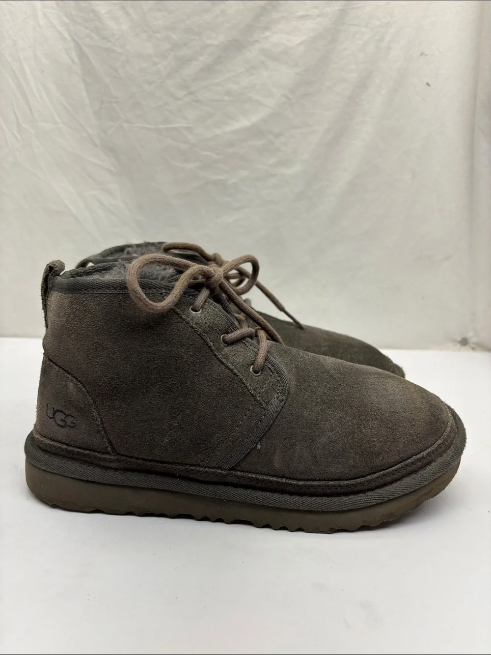 UGG Neumel boots women’s SZ 5, box 1G